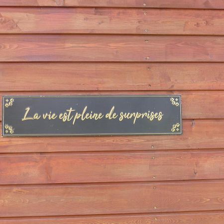 Ferienwohnung Mon Ptit Nid House Tiny House Panissieres Exterior foto