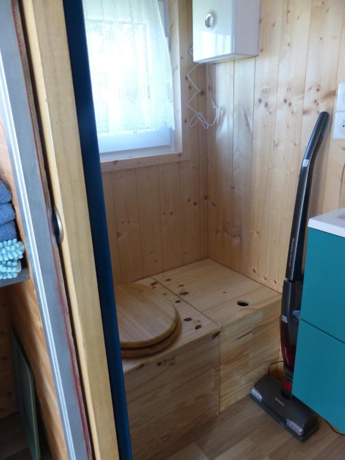 Ferienwohnung Mon Ptit Nid House Tiny House Panissieres Exterior foto