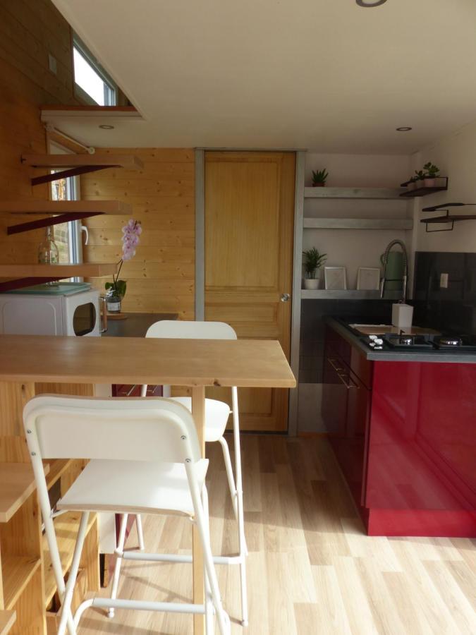 Ferienwohnung Mon Ptit Nid House Tiny House Panissieres Exterior foto