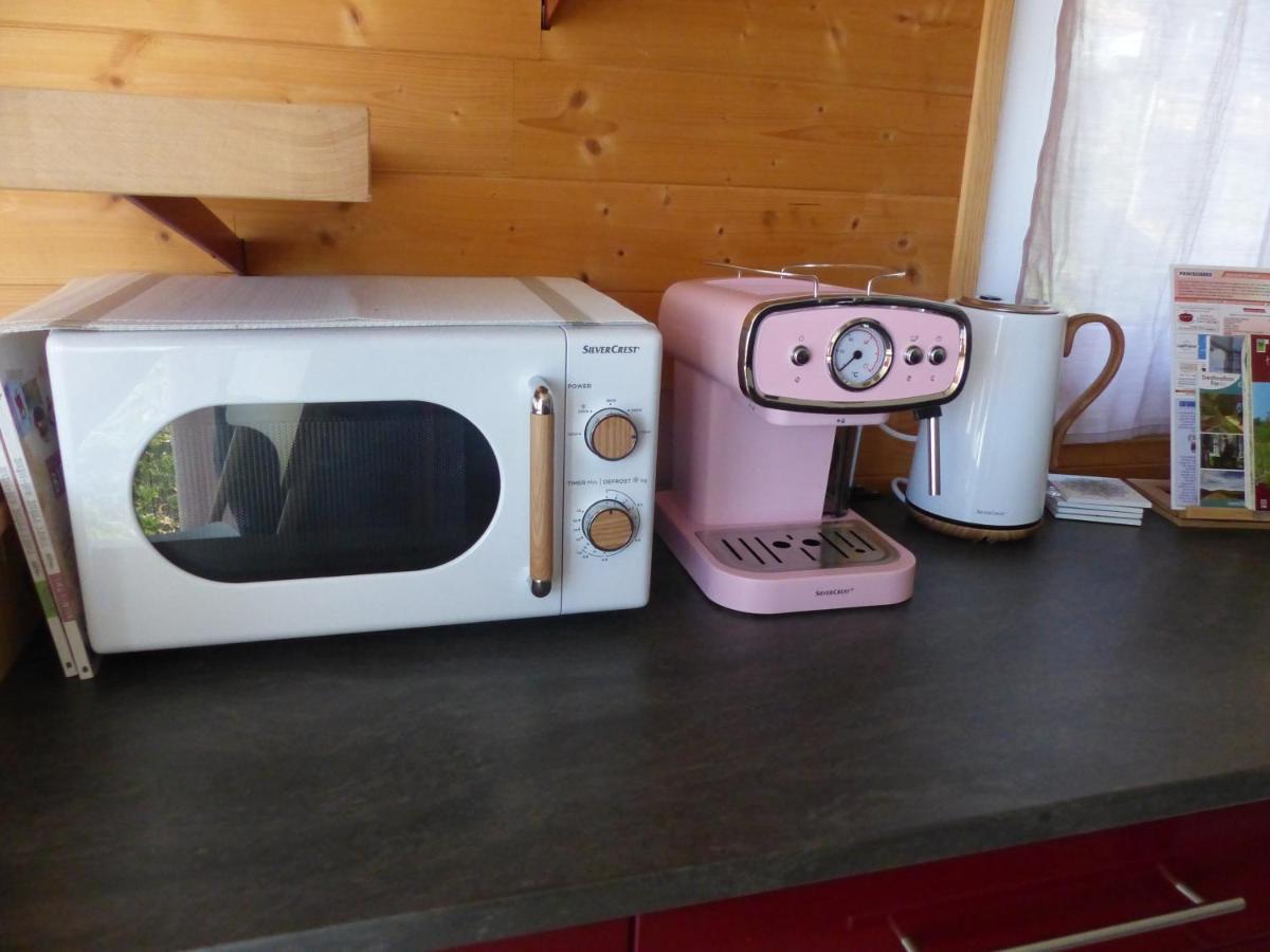 Ferienwohnung Mon Ptit Nid House Tiny House Panissieres Exterior foto